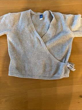 Old Navy Gray Wrap Ribbed Sweater Top